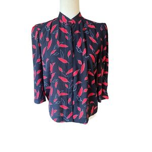 Asian Secretary Blouse Black Red Top Leaves Medium Vintage 70s High Neck 3/4 Slv